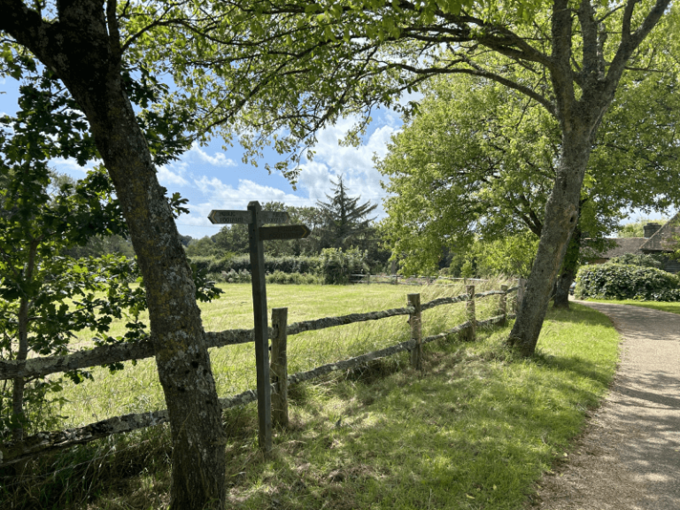 Bolney Easy Circular Walk & Cider Tap 2.3 Miles